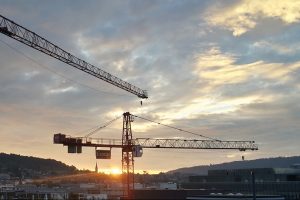 9395_Construction-activity-site-cranes-projects-e1567160582677-300x200.jpg