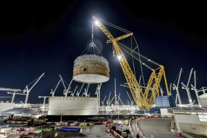 EDF_Hinkley_Dec-2020_first-ring-lifted-from-bunker-300x200.jpg